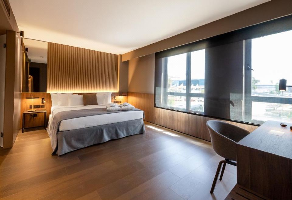 4. BAH 바르셀로..