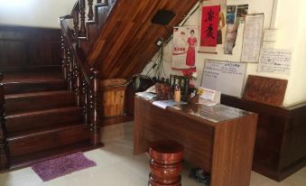 A Tee Guesthouse