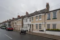Flexistay Aparthotel Tooting Hotel di Mitcham