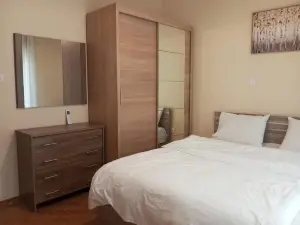 Central Home Kavala 2nd Floor