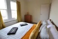 Victoria Bay - Whole Apt - 2 Bed - WiFi - Beach - Harbour - Herne Bay Hotel di Herne Bay