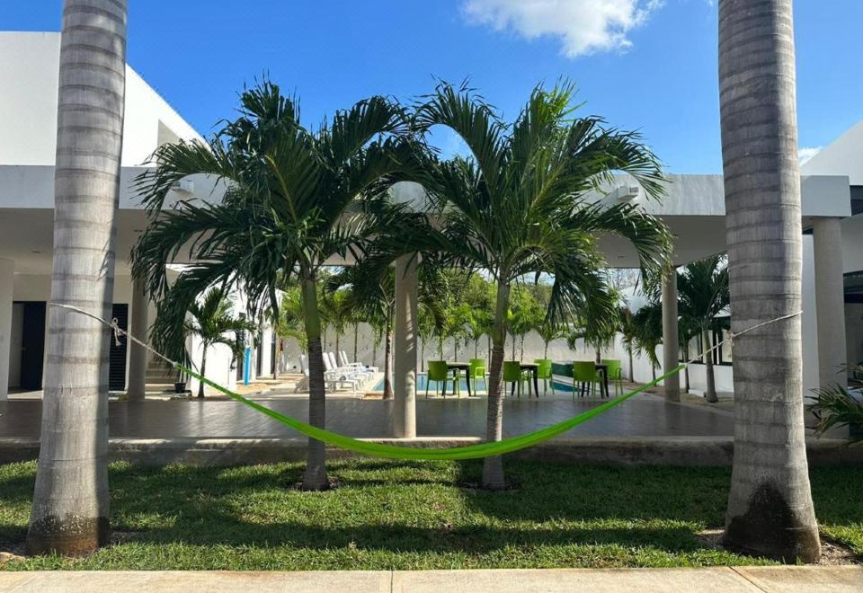 Yuca Ville Siglo XXI