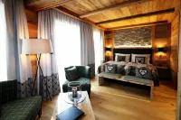Amber Ski-in/Out Hotel & Spa Hotels in Saas-Almagell