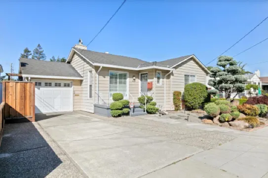 @ Marbella Lane - Modern Refreshing Home