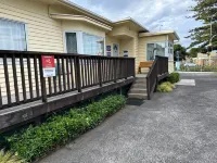 Airport Westney Lodge - Guest houses