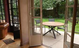 Erawan Boutique Hotel