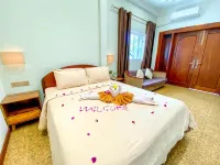 Muni Residence & Spa Hotels in Svay Por