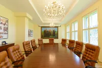 Pensiunea Elphin Hotel a Targu Mures