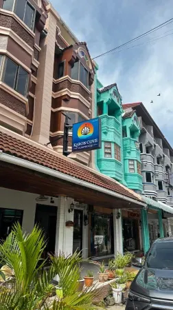 Karon Cove at Seabreeze Inn