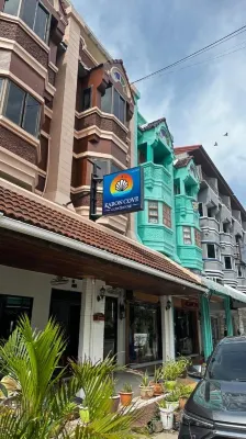 Karon Cove at Seabreeze Inn