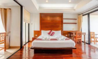 Chaweng Lakeview Condotel