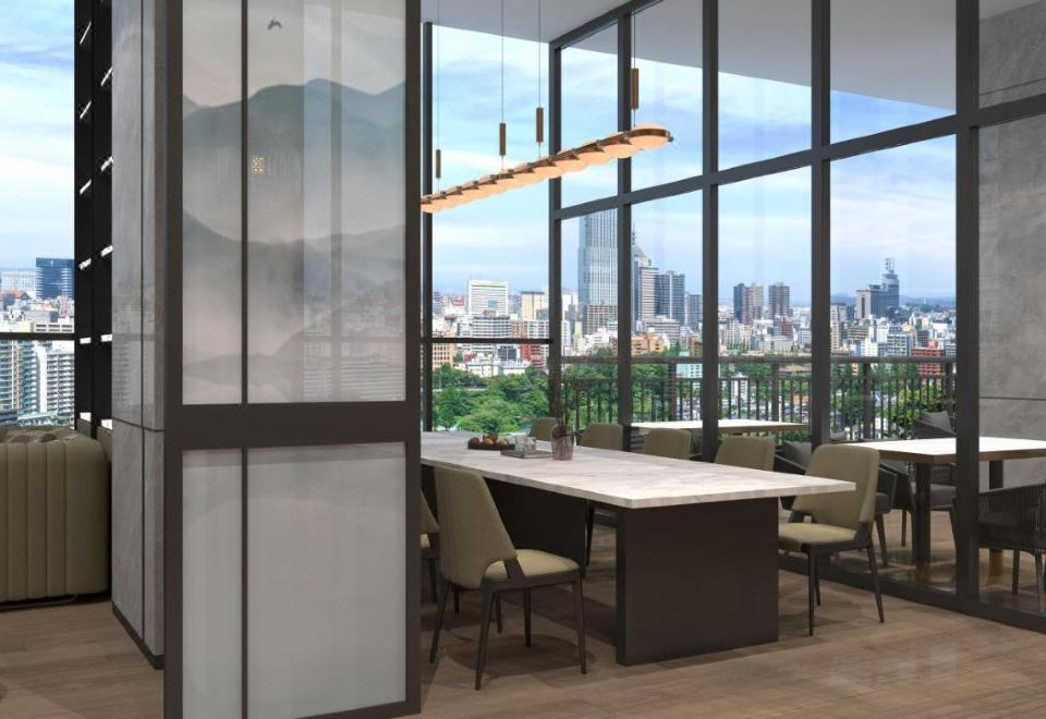 4. 해리스 호텔 &..