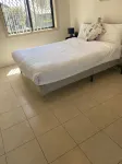 Well-Located 2BR Apartment in Auburn – Walk to Station & Shops