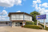 Wanderlight Motor Inn - Motels
