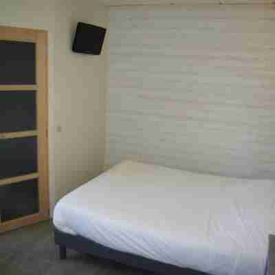 Chic'o Rail Rooms