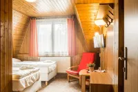 Hotel Konopiště Nová Myslivna فنادق في Benesov