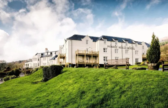 麥當勞森林山酒店