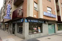 호스탈 이스파니코 II Pedrosillo el Ralo 호텔