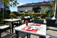 Parkhotel Hammerberg فنادق في شتولبرغ