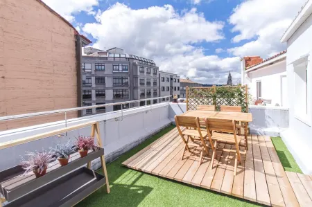 Santiago Center Rooms Отели рядом с достопримечательностью «Miradoiro Costa Vella»