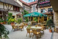Pension Zur Grünen Eiche Hôtels à proximité de : Schloss Kochberg