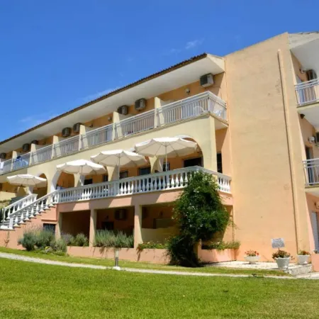 Primavera Hotel