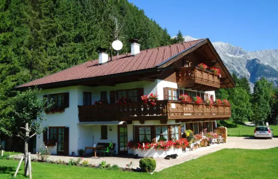 曼努埃拉鄉村酒店及邁克爾別墅