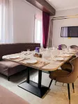 Rush Hotel - servizio colazione