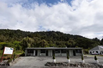 Glenalmond Country Motels Các khách sạn ở Harihari