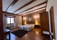 Hotel Rural Restaurante Las Baronas Hôtels à : Santa Cruz de la Salceda