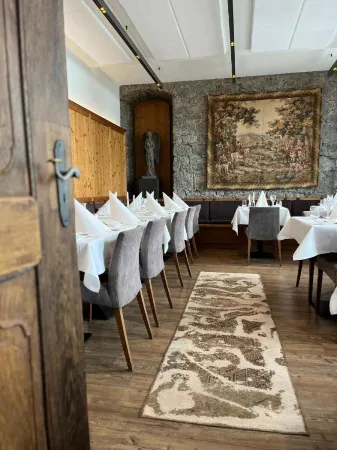 Hotel am Markt Отели в г. Хальфер