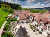 Kompleks Beskid z Basenem I Stokiem Narciarskim - Blisko Babiej Góry