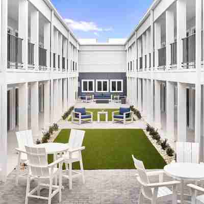 Stayapt Suites LaGrange Others