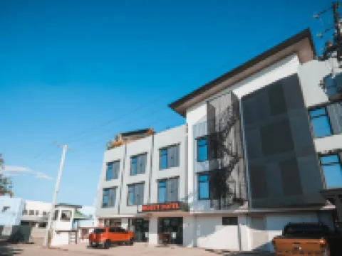 Rosey Hotel Hotels near Nueva Ecija University of Science and Technology, General Tinio Campus