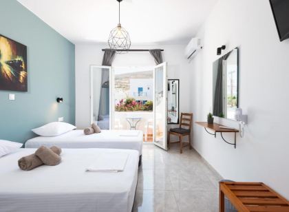 Aratos Hotel