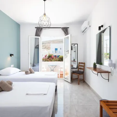 Aratos Hotel