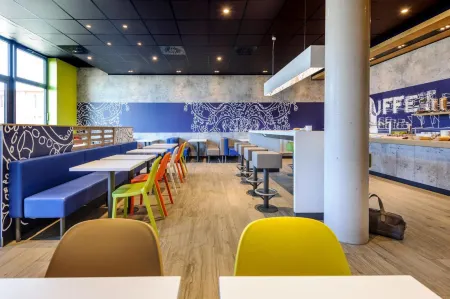 Ibis Budget Konstanz Отели рядом с достопримечательностью «Констанцский университет»