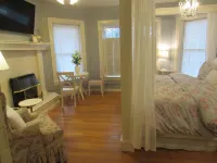 The Riter Mansion Hotels in Logan