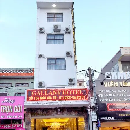 Gallant Hotel 154 - Near Cat Bi Airport