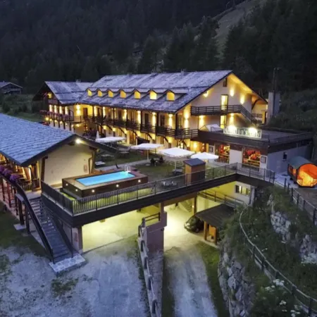 Chalet du Lys Hotel & SPA