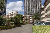 Gemina Court - Condos