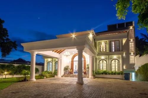 The White House Villa  — Aniwatta - Butik