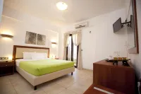 Berdoussis Hotel - balcony