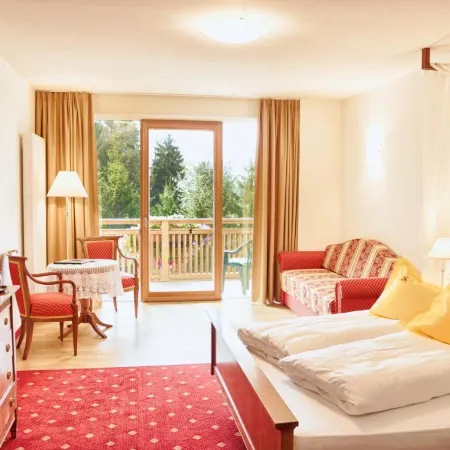Apipura Hotel Rinner Отели в г. Ренон