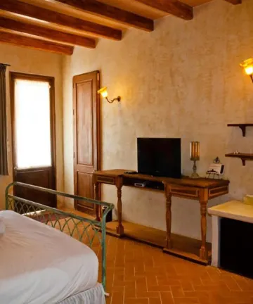 ห้องซูพีเรียร์ดีลักซ์สวีท