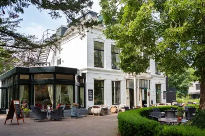 Hotel Restaurant Lunia Hotels in De Bult