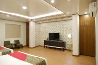Joyful Hotel Hotels in Parit
