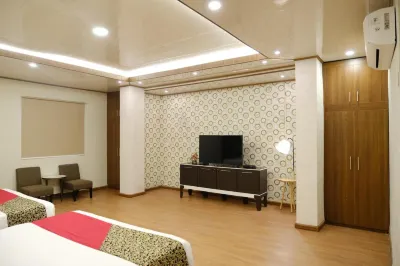 Joyful Hotel Отели в г. Parit