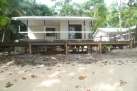 Evis Resort at Nggatirana Island Hotels in 