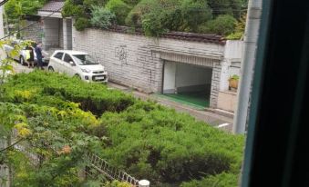 Family House Hongdae